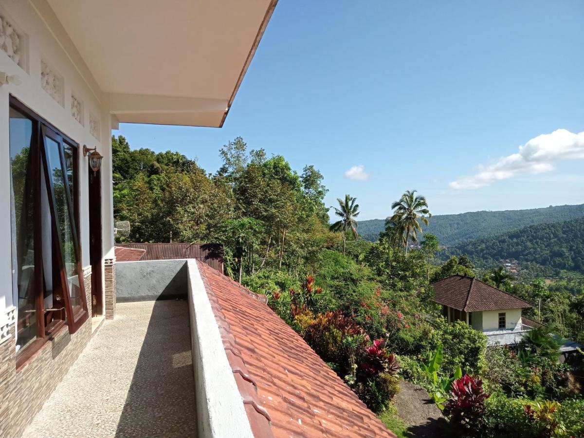 Aris Homestay And Warung Made Munduk Екстериор снимка