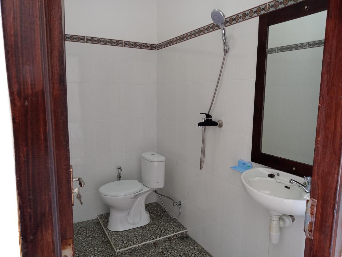 Aris Homestay And Warung Made Munduk Екстериор снимка