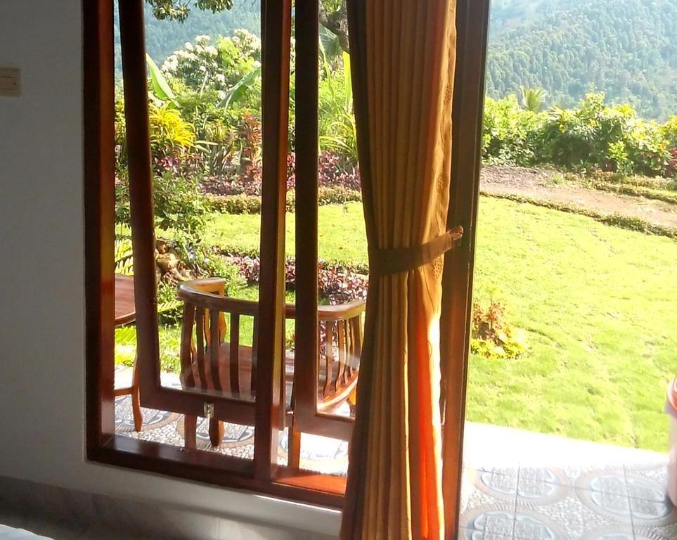 Aris Homestay And Warung Made Munduk Екстериор снимка